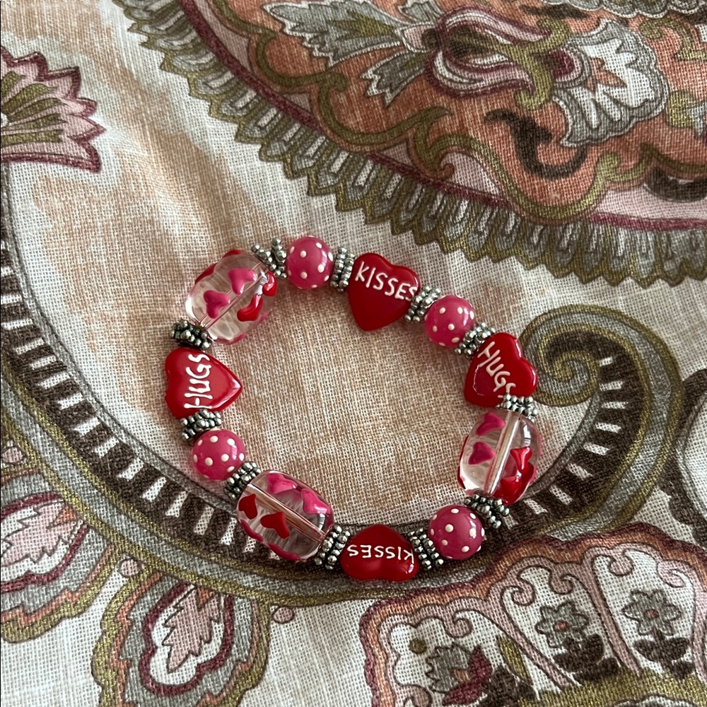 Heart Beaded Bracelet - Red and Pink